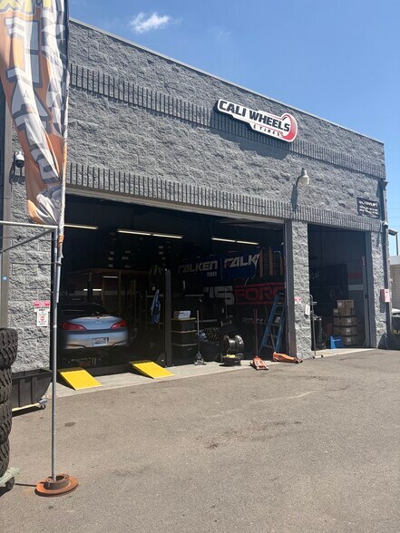 More Photos Of 10280 Beach blvd, Stanton General Retail For Lease