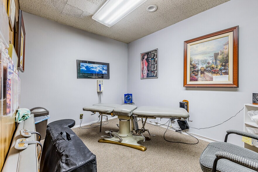More Photos Of 9130 Las Tunas Dr, Temple City Storefront Retail Office For Sale