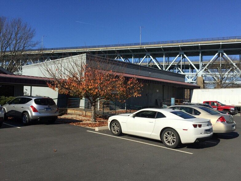 More Photos Of 70 Bridge St, Groton Light Manufacturing For Lease