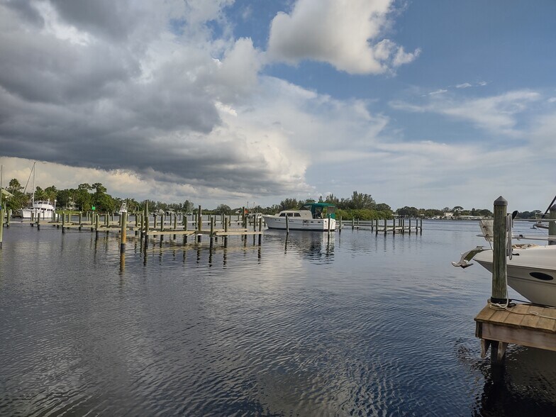 More Photos Of 507 Anclote Rd, Tarpon Springs Land For Sale