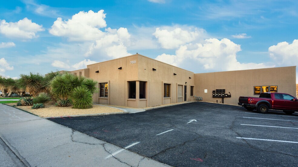 More Photos Of 7001 Westwind Dr, El Paso Office Residential For Lease
