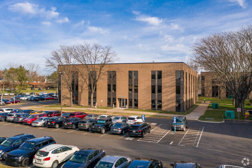 More Photos Of 4 Neshaminy Interplex, Trevose Office For Lease