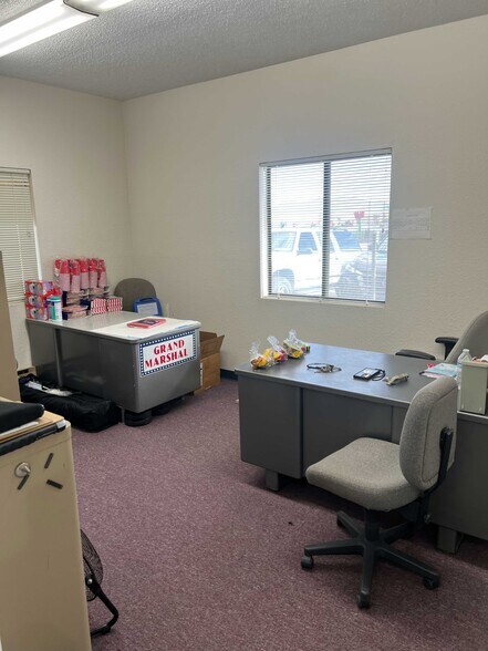 More Photos Of 1000 C St, Hawthorne Office Residential For Sale