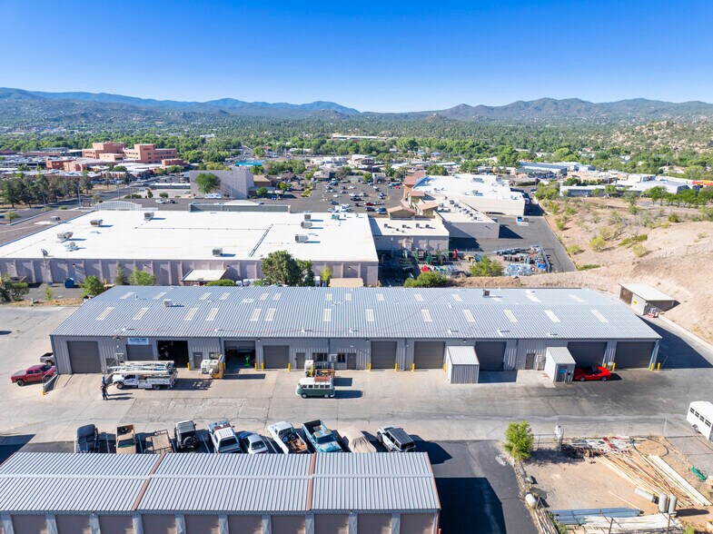 More Photos Of 1050 Willow Creek Rd, Prescott Warehouse For Lease
