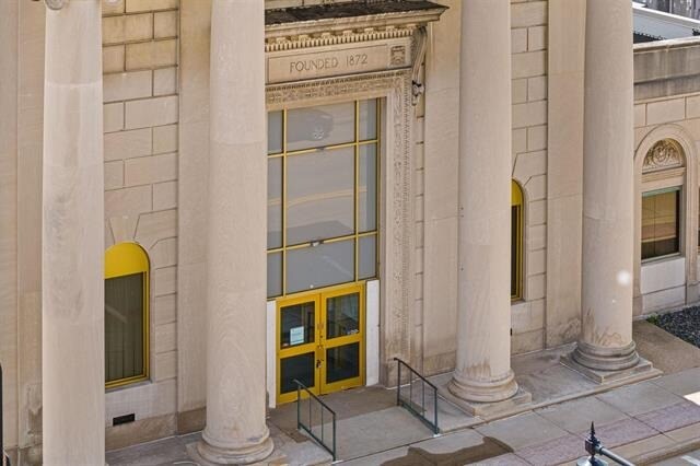 More Photos Of 311 W Grand Ave, Wisconsin Rapids Office For Sale