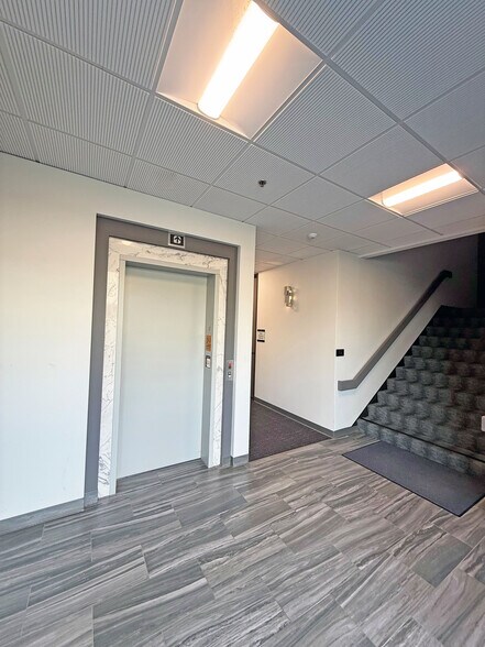 More Photos Of 1330 N Dutton Ave, Santa Rosa Office For Sale