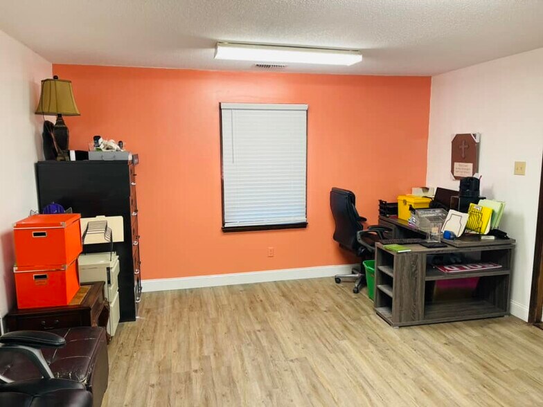 More Photos Of 301 W Main St, Stoneville Office For Sale