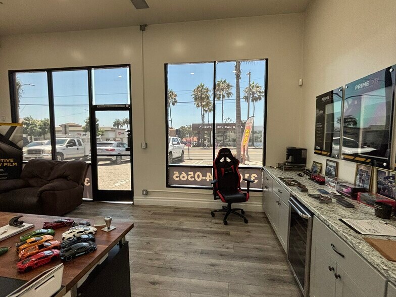 More Photos Of 1414 Pacific Coast Hwy, Hermosa Beach Auto Repair For Lease