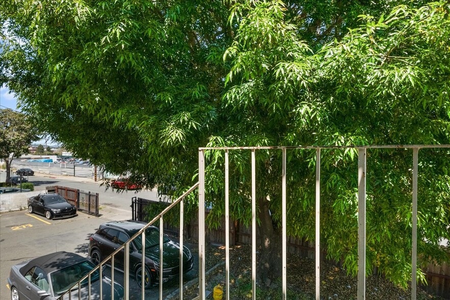 More Photos Of 2520 Ohio Ave, Richmond Apartments For Sale