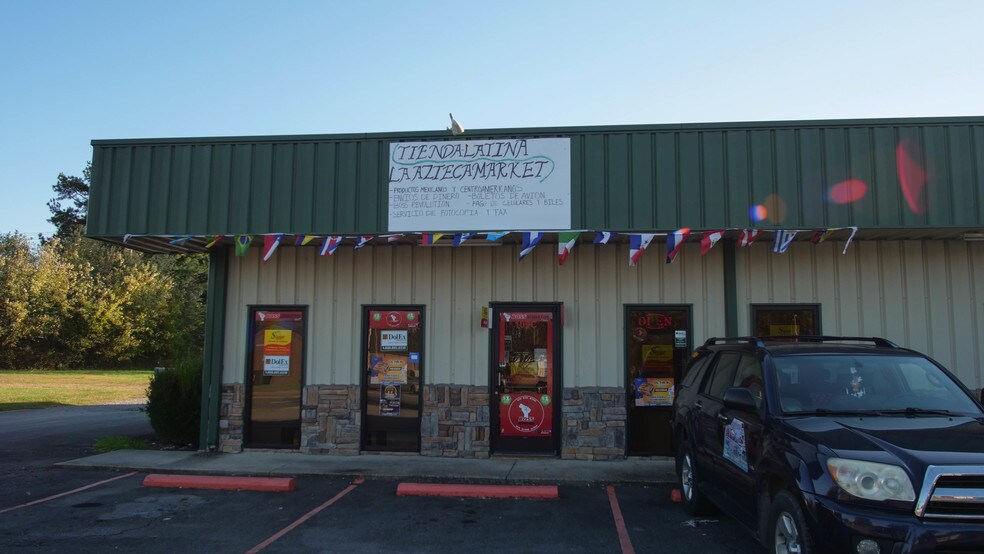 More Photos Of 109 Highway 52 E, Portland Convenience Store For Lease