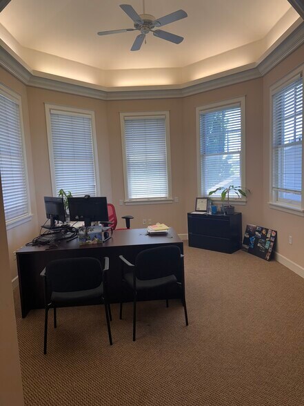 More Photos Of 561 C, Sonoma Loft Creative Space For Lease