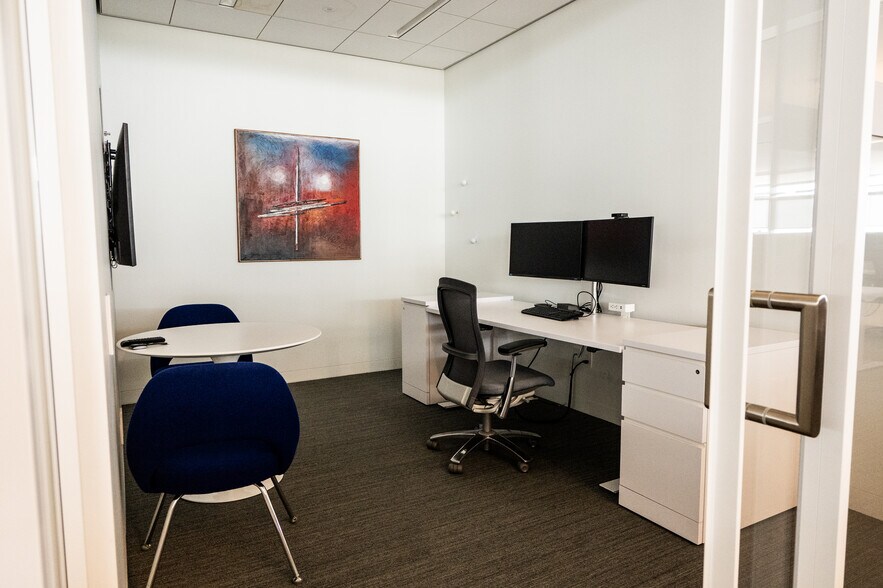 More Photos Of 1459 Grand Ave, Des Moines Office For Lease