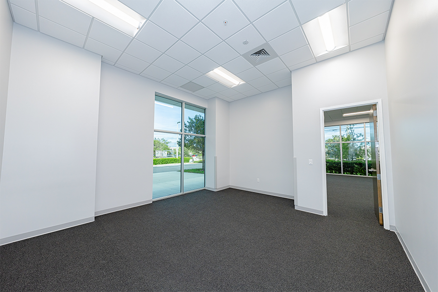 More Photos Of 12000 NW 39 St, Coral Springs Unknown For Lease
