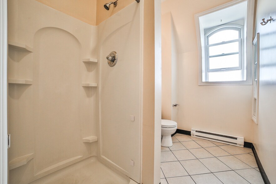 More Photos Of 176 North St, Buffalo Apartments For Sale