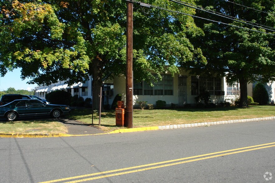 386 Market St, Kenilworth, NJ 07033 Warehouse For Sale