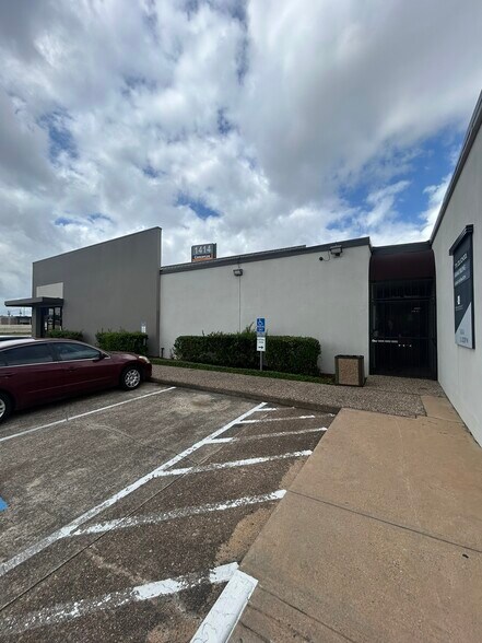 More Photos Of 1414 South Loop W, Houston Medical For Lease