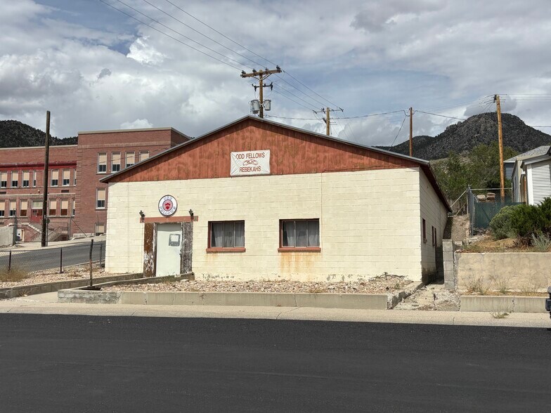 More Photos Of 702 Lyons Ave, Ely Lodge Meeting Hall For Sale