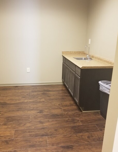 More Photos Of 4286 Bells Ferry Rd, Kennesaw Office For Lease