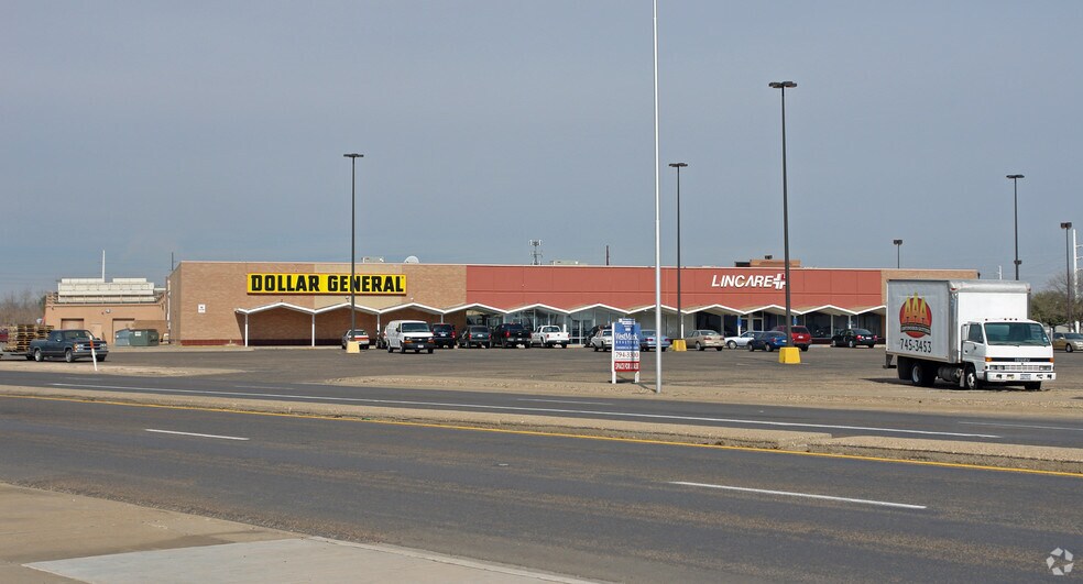 More Photos Of 5002 34th St, Lubbock Unknown For Lease