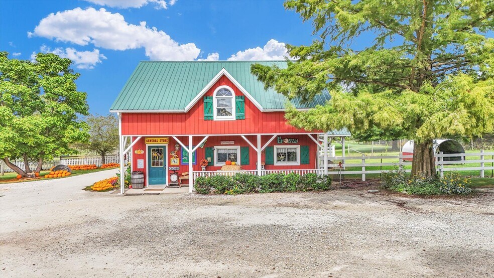 More Photos Of 1356 County Road 2900 N, Rantoul Specialty For Sale