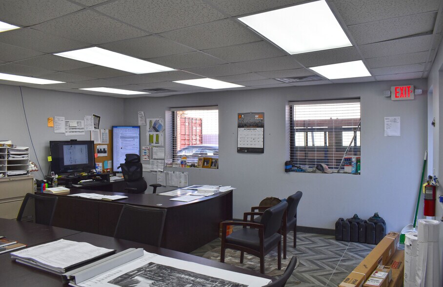 More Photos Of 2849 Logan St, Nashville Light Manufacturing For Lease