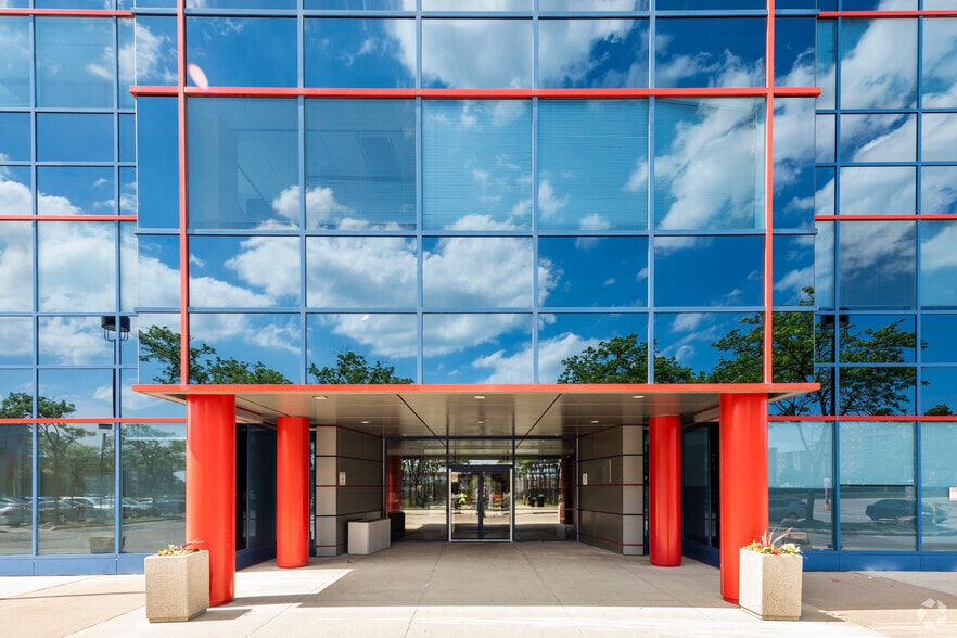 More Photos Of 2200-2206 Eglinton Ave E, Toronto Office For Lease