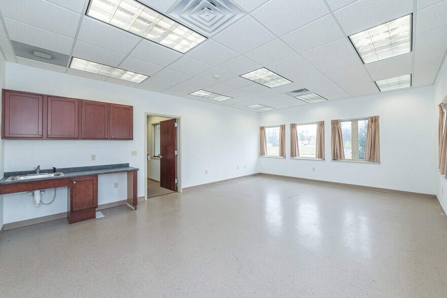 More Photos Of 1 Wilson Dr, Sparta Medical For Sale