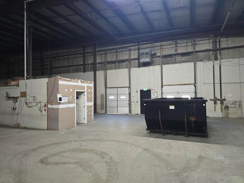 More Photos Of 36-40 Renmar Ave, Walpole Warehouse For Lease