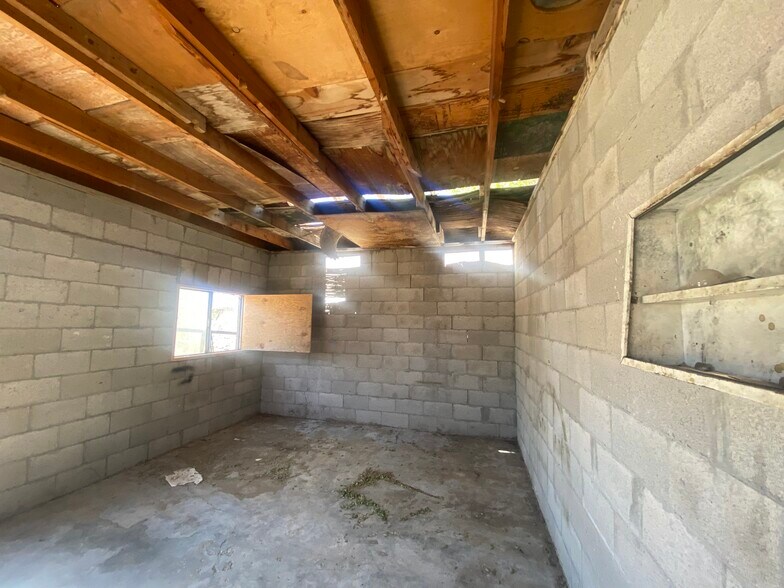 More Photos Of 710 3rd St, Gabbs Land For Sale