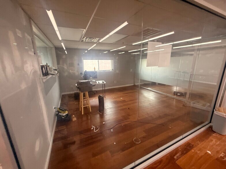 More Photos Of 230 Marion Ave, Linden Research And Development For Sale