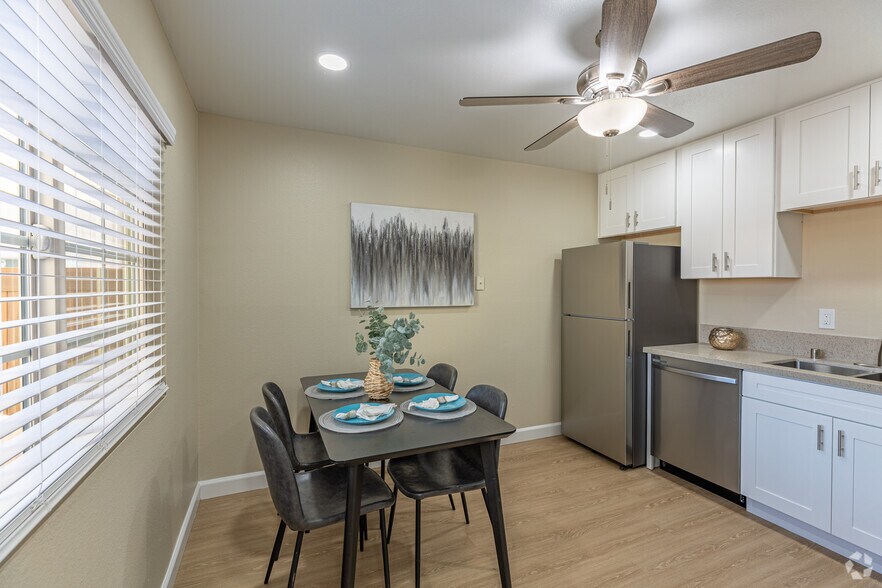 More Photos Of 10032 N Magnolia Ave, Santee Apartments For Sale
