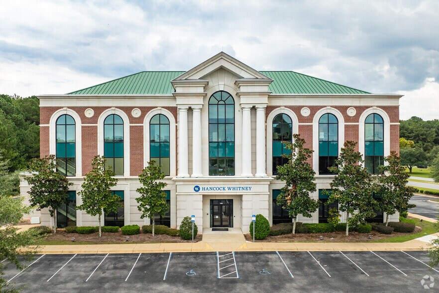 More Photos Of 1301 Industrial Dr, Crestview Coworking Space