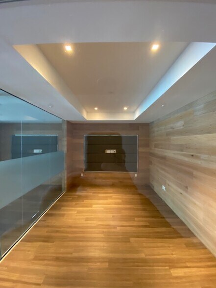 More Photos Of 2434-2438 E Las Olas Blvd, Fort Lauderdale Storefront Retail Office For Lease