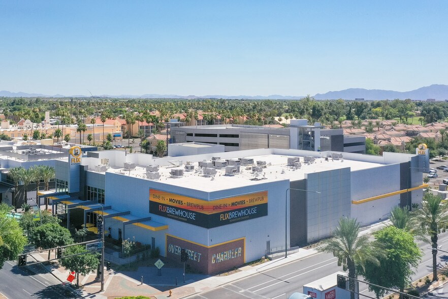 More Photos Of 140 N Arizona Ave, Chandler General Retail For Lease