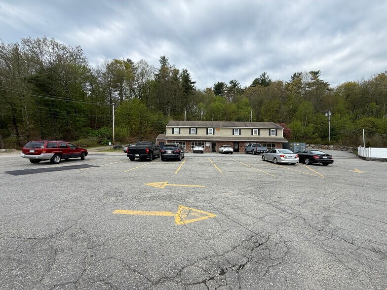 More Photos Of 79 Reservoir St, Holden Office For Lease