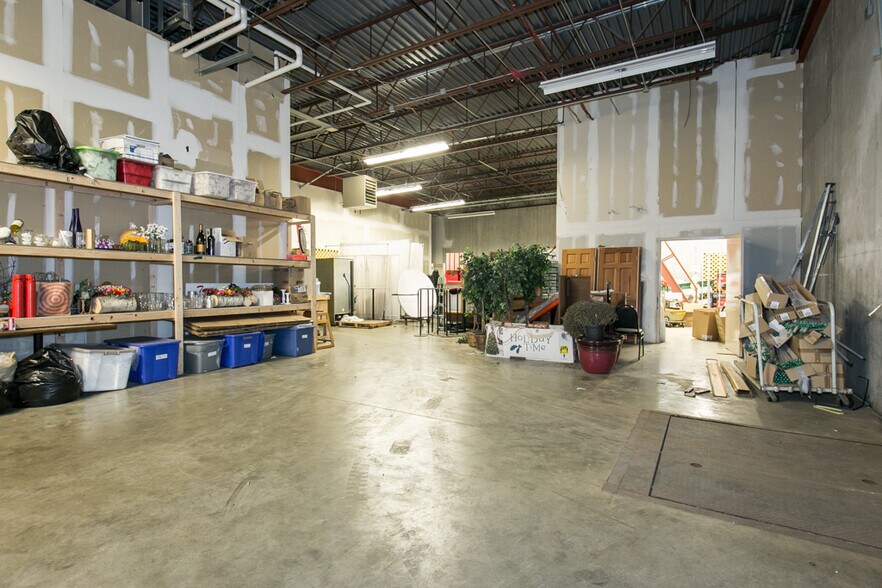 More Photos Of 1225 Timberlane Dr, Sauk Centre General Retail For Lease