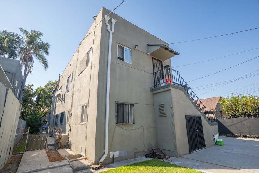 2024 Chestnut Ave, Long Beach, CA 90806 Apartments For Sale