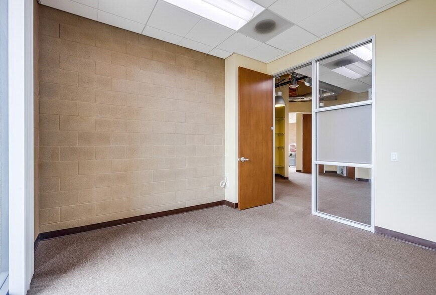 More Photos Of 16520 Bake Pky, Irvine Office For Lease