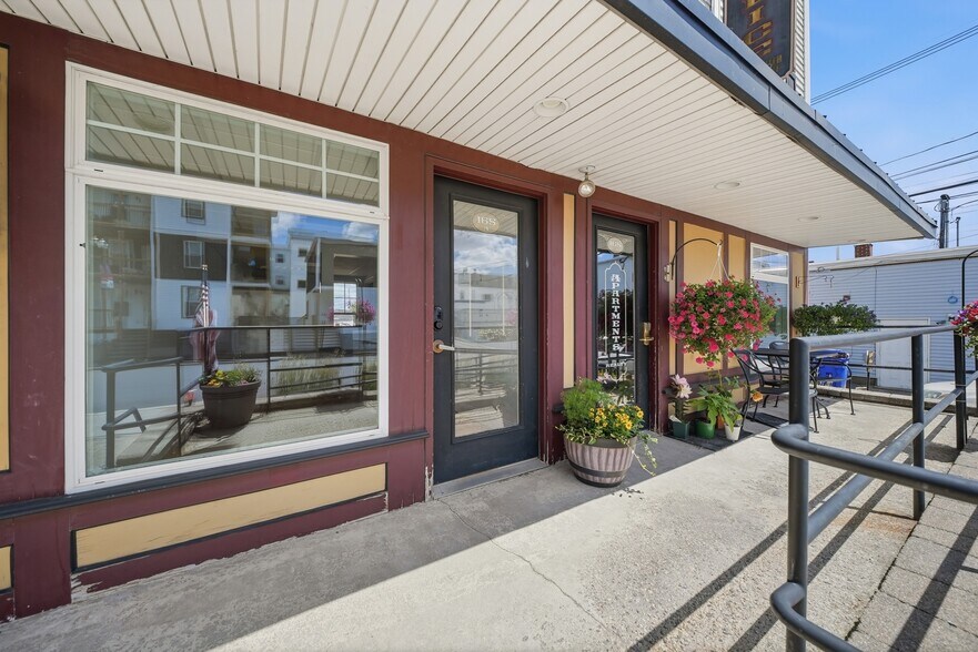 More Photos Of 165 Kelley St, Manchester Storefront Retail Residential For Lease