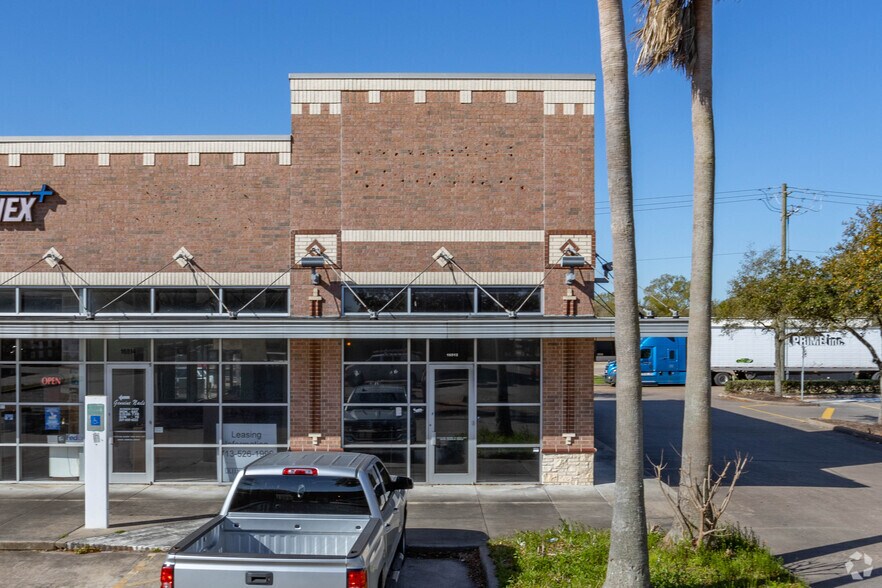 More Photos Of 16512-16580 El Camino Real St, Houston Storefront For Sale