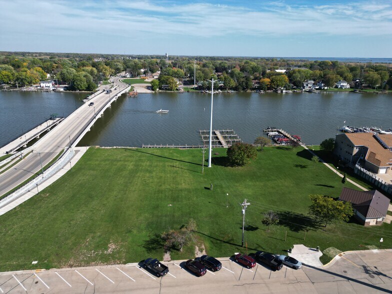 More Photos Of S 1st @ W. Main Street, Winneconne Land For Sale