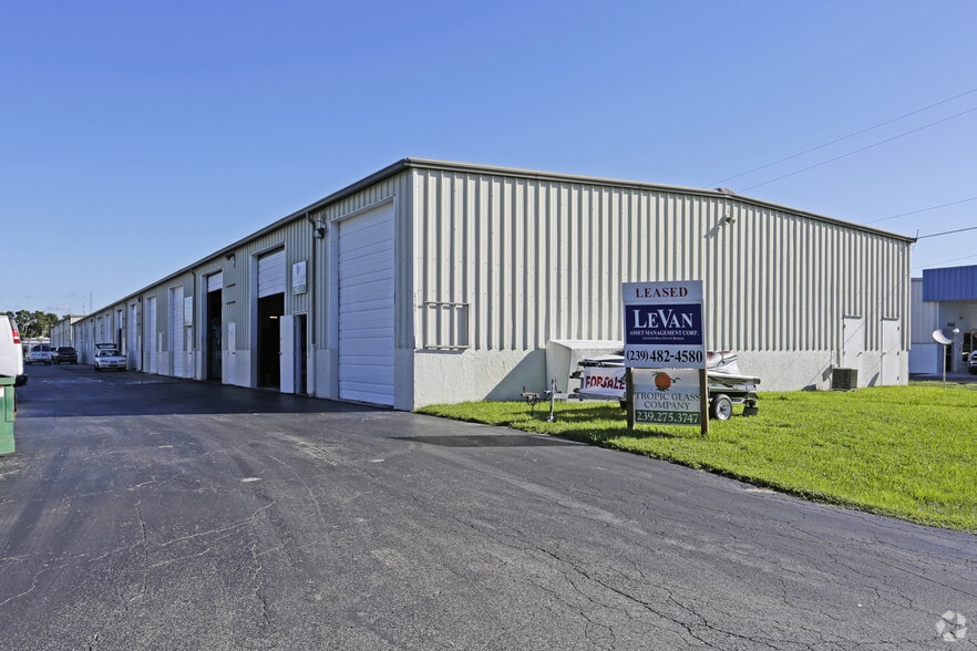 Primary Photo Of 2301 Bruner Ln, Fort Myers Warehouse For Lease