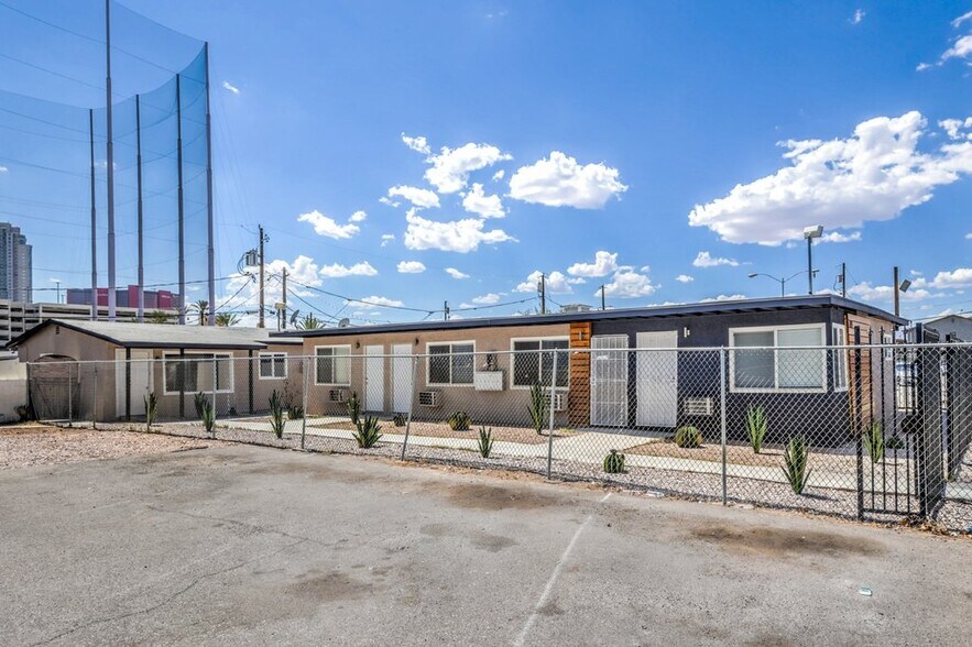 More Photos Of 119 W New York Ave, Las Vegas Apartments For Sale