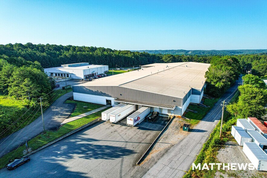 More Photos Of 220 River Dr, Cartersville Distribution For Sale