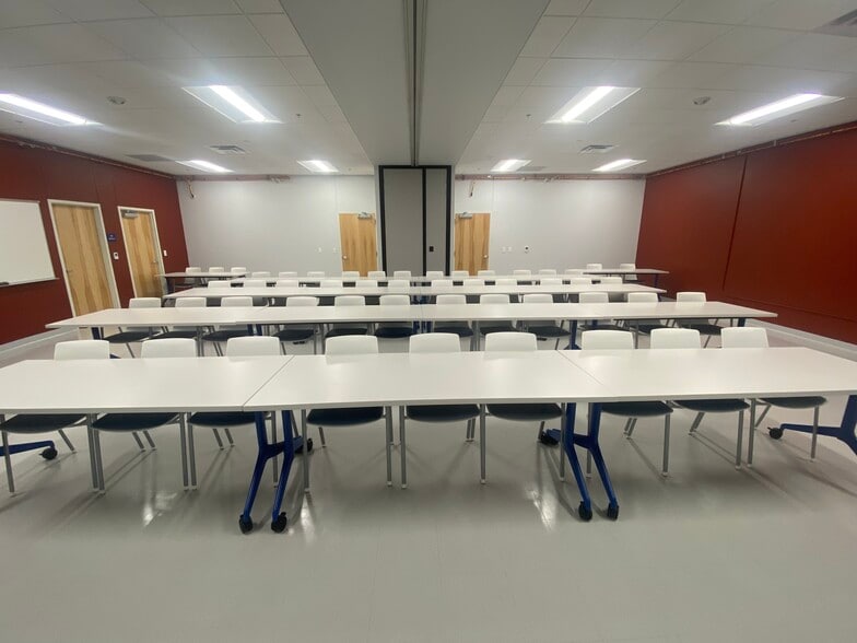 More Photos Of 6250 Texas Street, Bossier City Office For Lease
