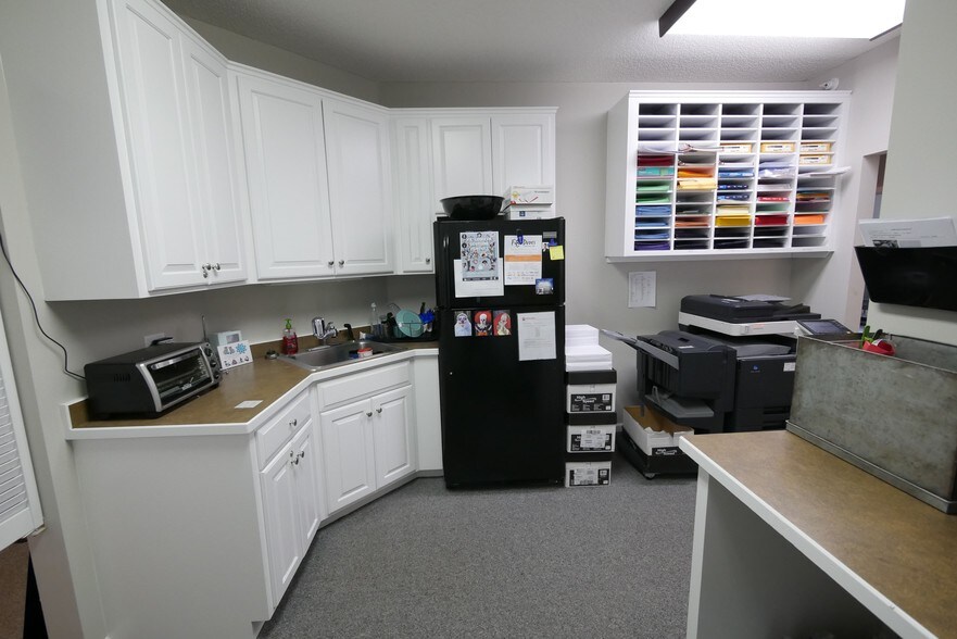 More Photos Of 11310 86th Ave N, Maple Grove Office For Sale