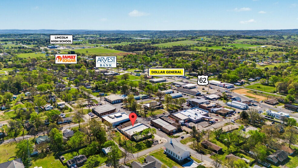 More Photos Of 113 W Bean St, Lincoln General Retail For Sale