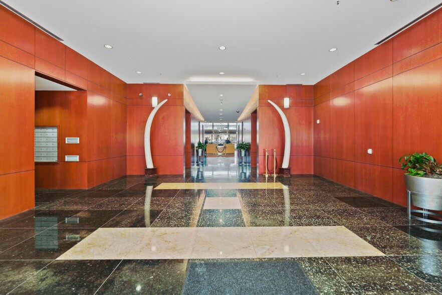 More Photos Of 9999 Bellaire Blvd, Houston Medical For Lease