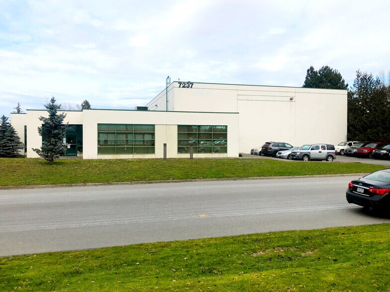 More Photos Of 7237 Wilson Ave, Delta Distribution For Lease