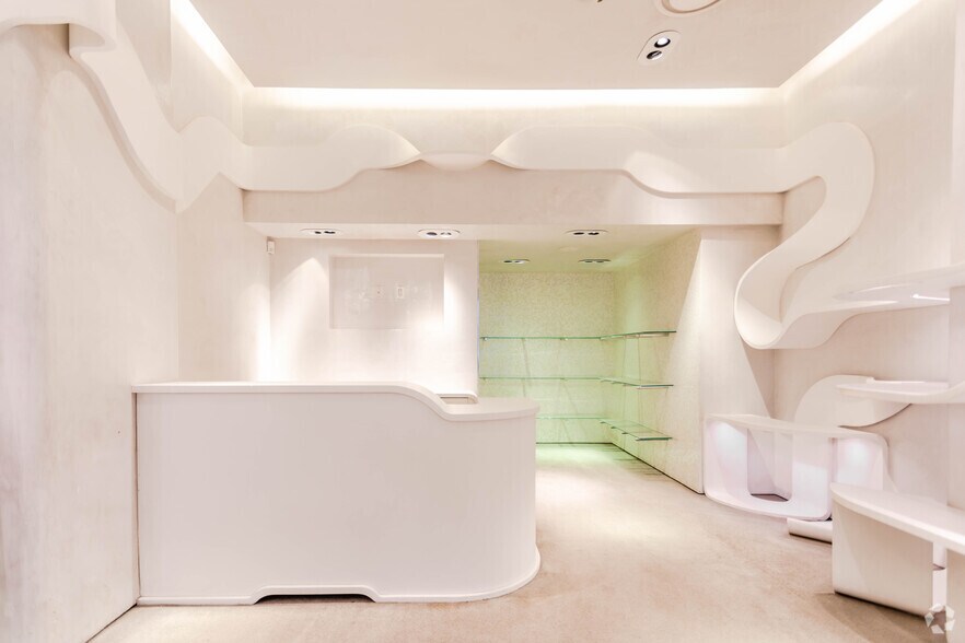 More Photos Of 2139-2159 Broadway, New York Apartments For Lease